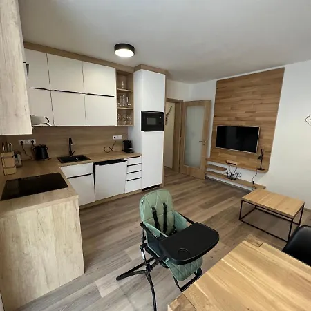1000 M N. M. Apartment