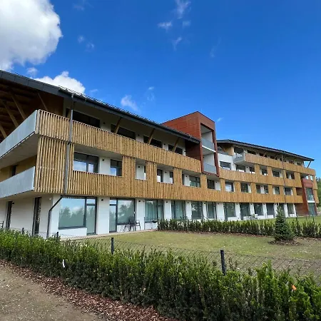 1000 M N. M. Apartmán